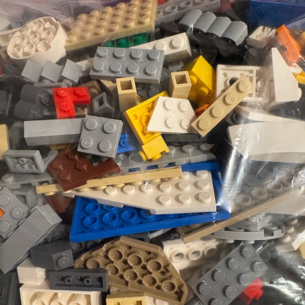 Lego Building Blocks bundle - Picture 2 of 3